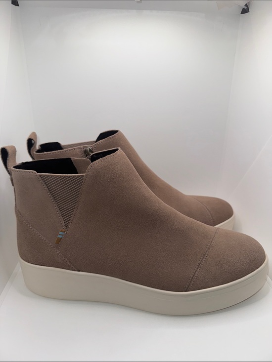 Toms Shoes - TOMS Jamie Suede Ankle Boots Sneaker Boot Women’s 10